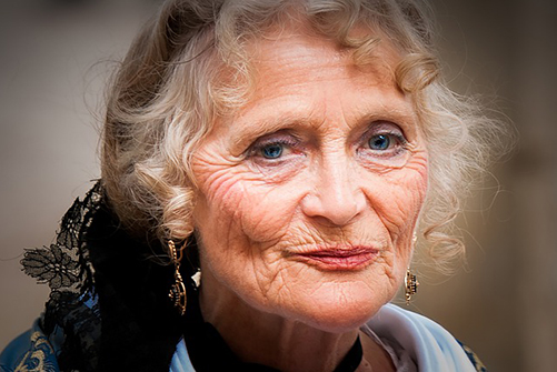 Helping Holocaust survivors in trauma